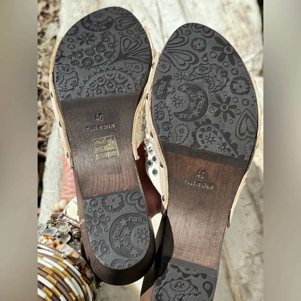 Ras- Made in Spain Crystal Slide Sandal Sz 40/ 10‎